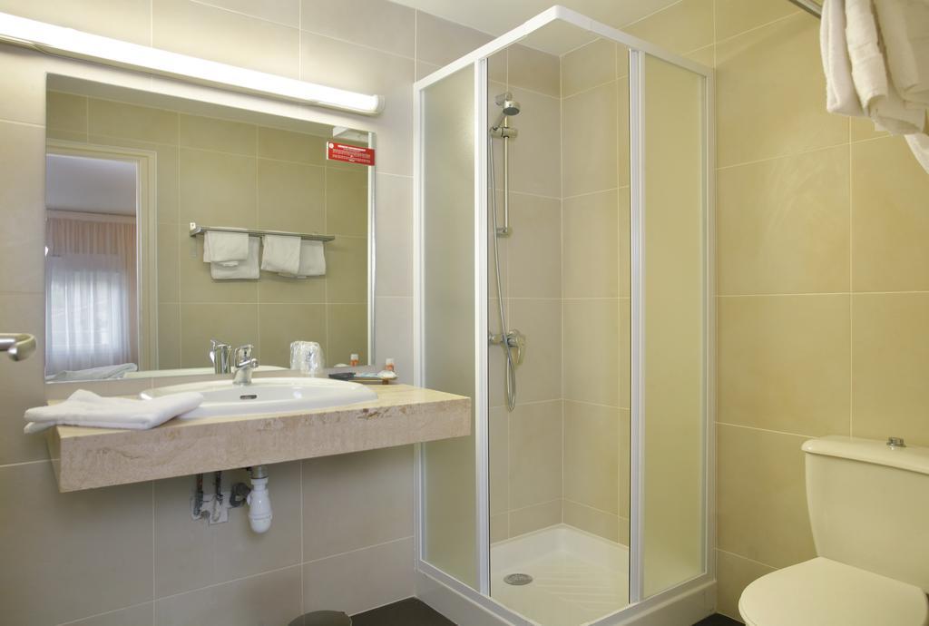 Logis Hotel Cartier Quillan Exterior photo